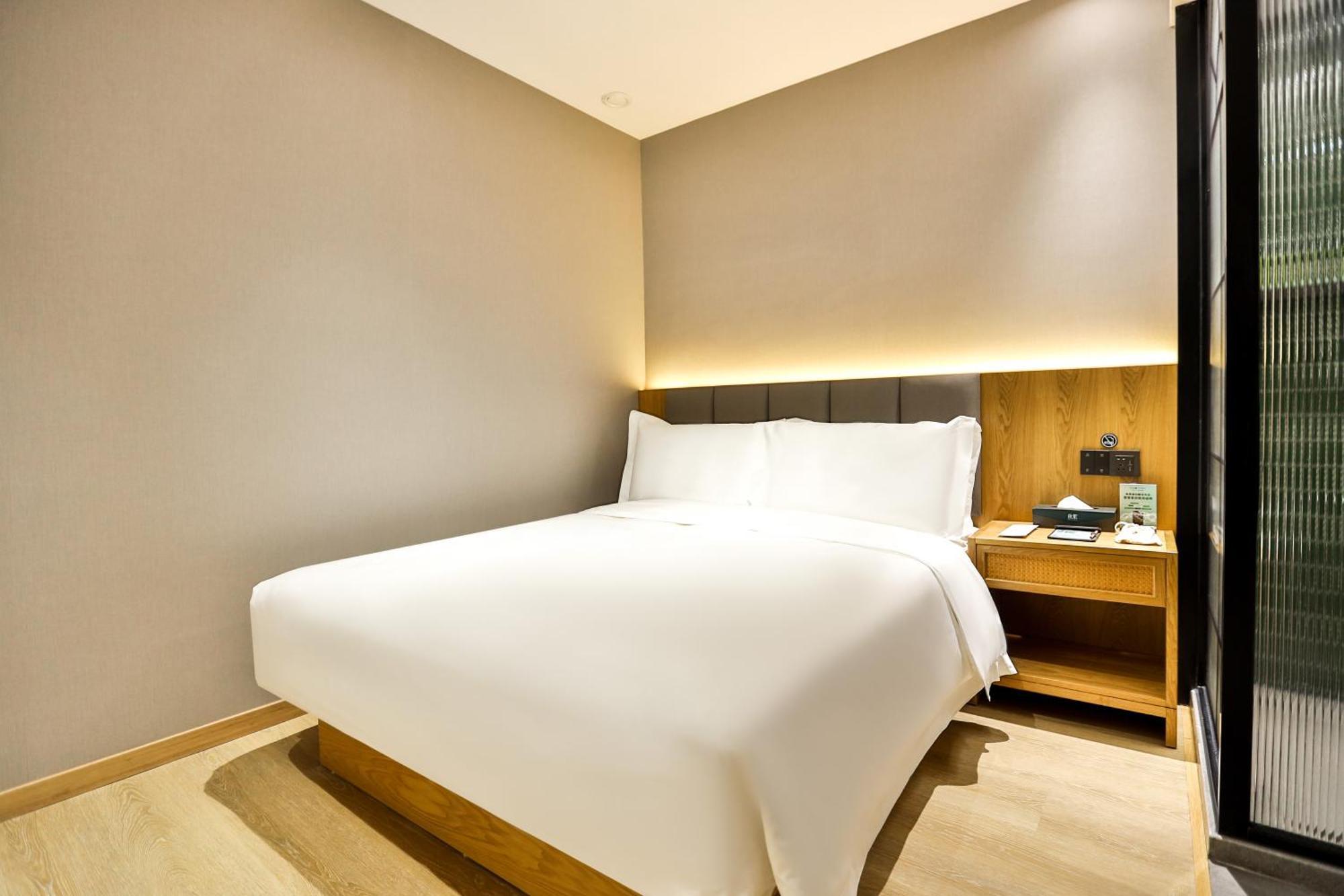 True Go Hotel - Shanghai Jing'An Temple Nanjing West Road Dış mekan fotoğraf