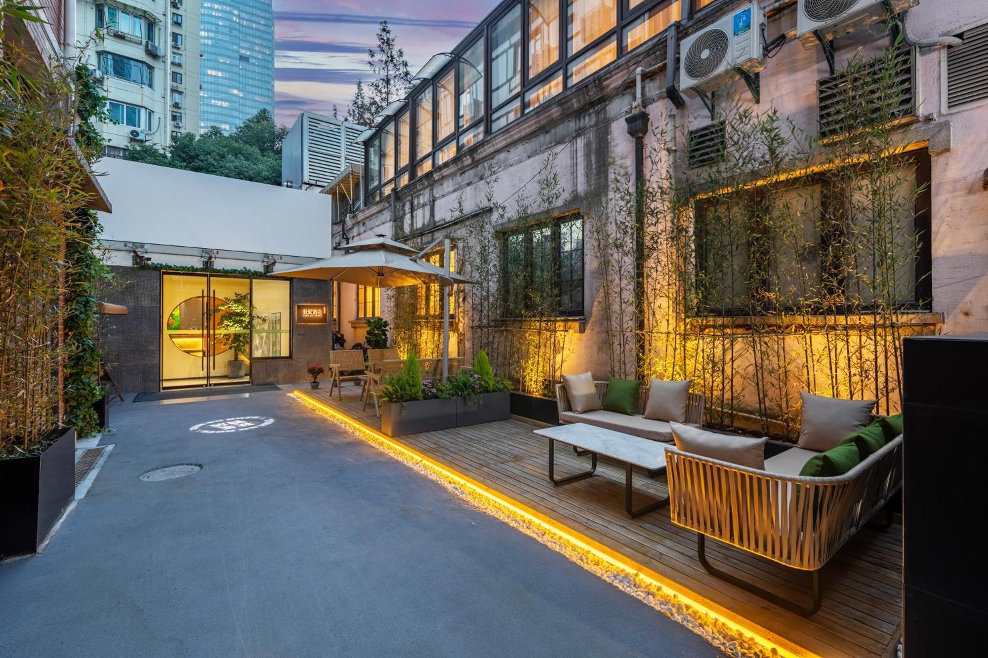 True Go Hotel - Shanghai Jing'An Temple Nanjing West Road Dış mekan fotoğraf