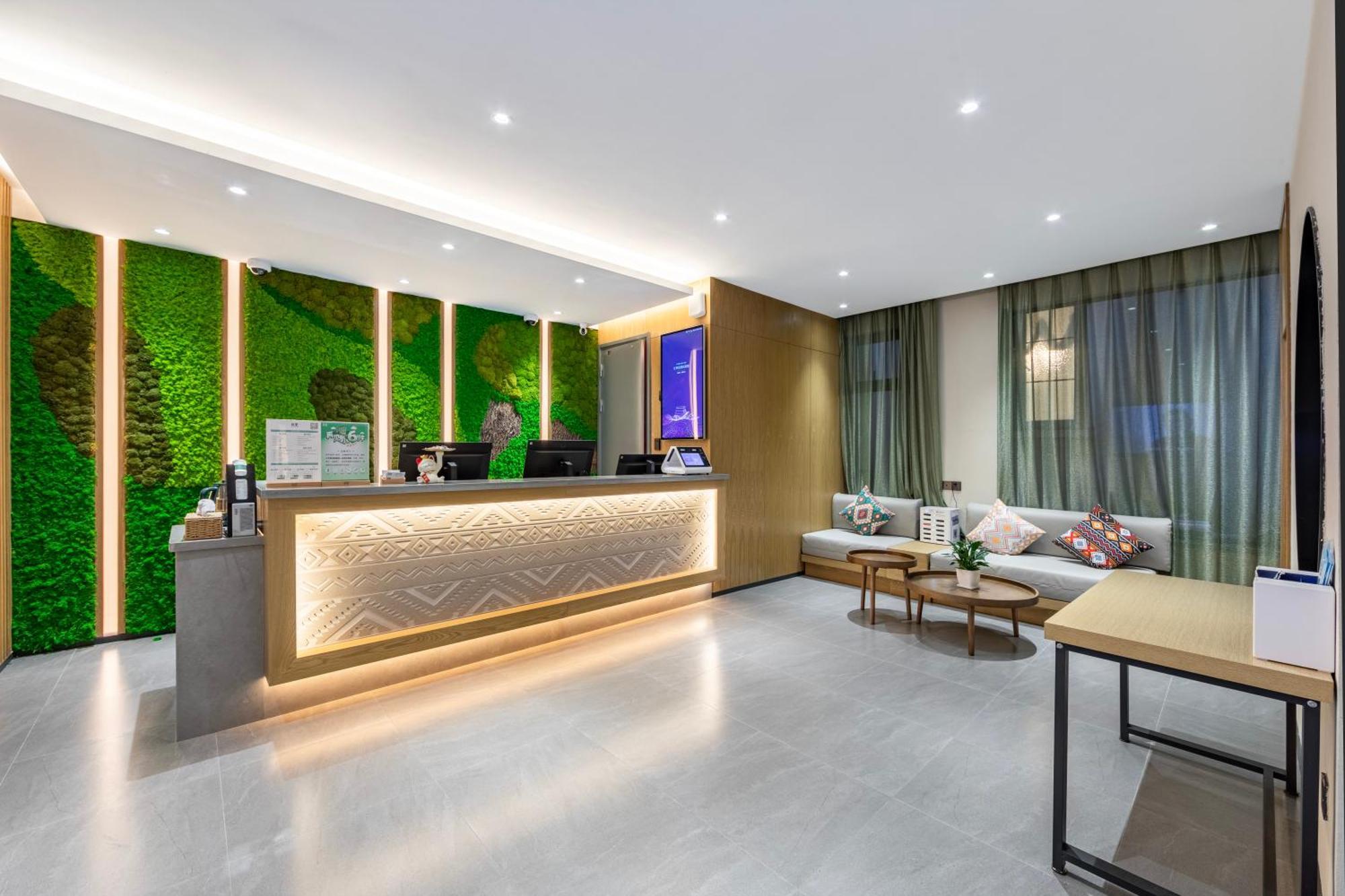 True Go Hotel - Shanghai Jing'An Temple Nanjing West Road Dış mekan fotoğraf