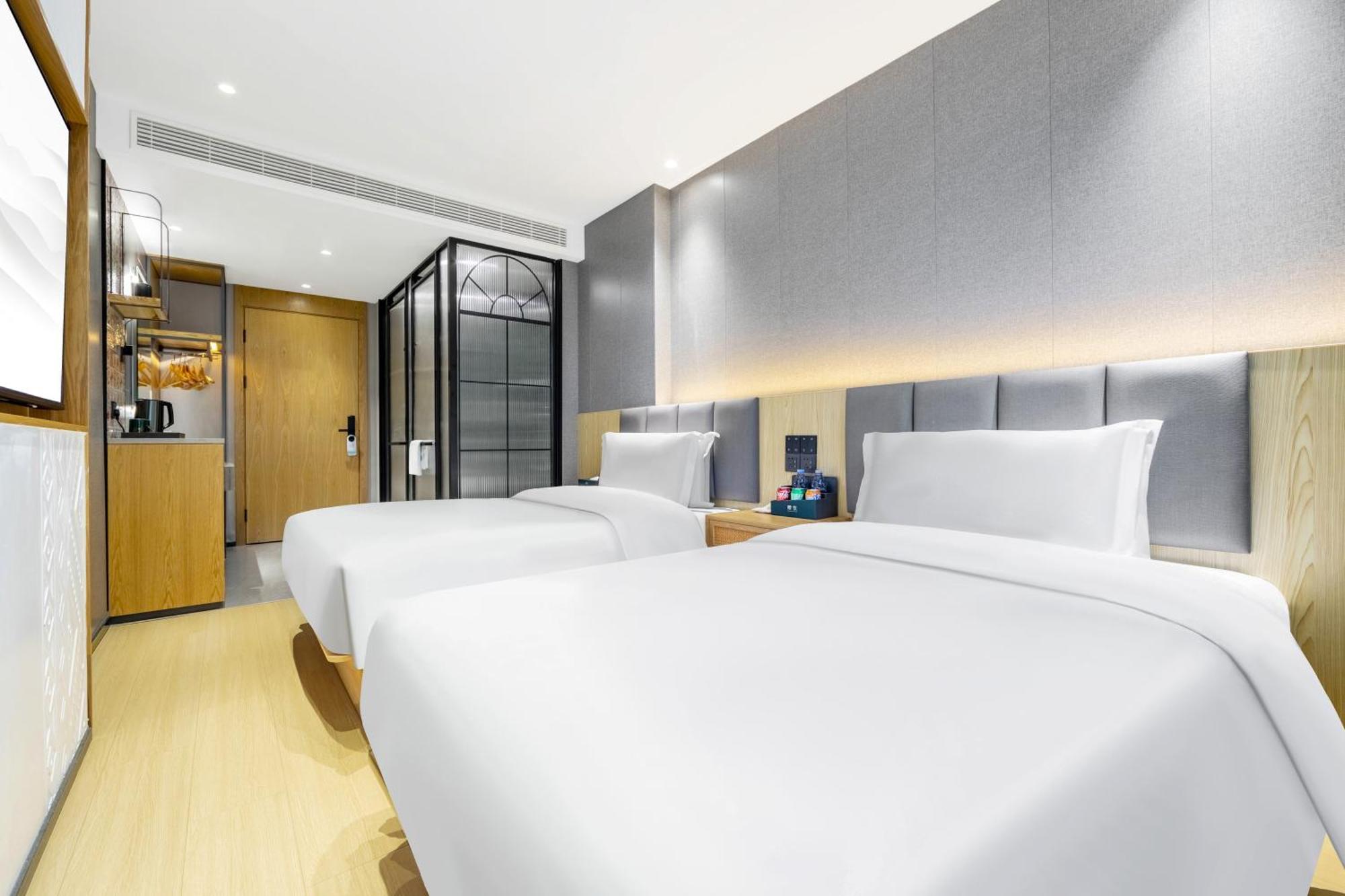 True Go Hotel - Shanghai Jing'An Temple Nanjing West Road Dış mekan fotoğraf